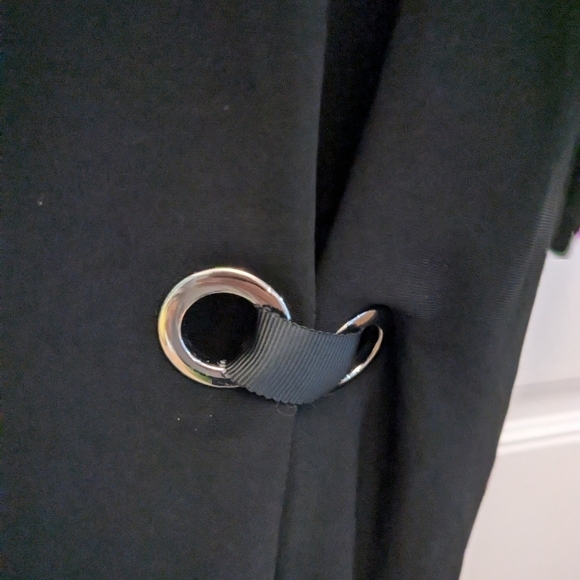 Sympli Halo Angle Tunic In Black - Picture 3 of 6